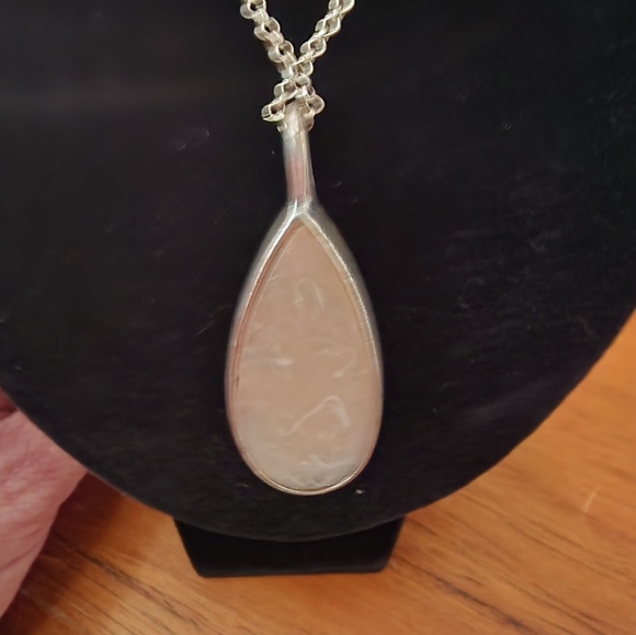Rose Quartz Necklace - Picture 2 of 5